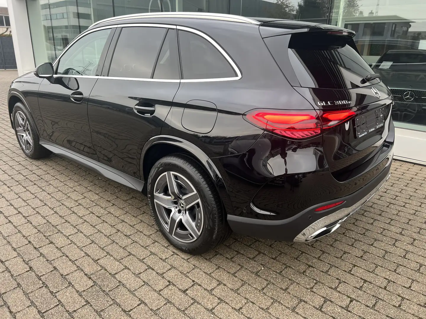 Mercedes-Benz GLC 300 e 4Matic AMG Panodak LED Memorypack Zwart - 2