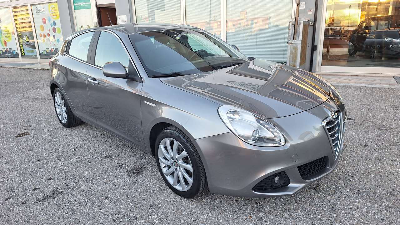 Alfa Romeo Giulietta Giulietta III 2010 1.6 jtdm(2) Distinctive