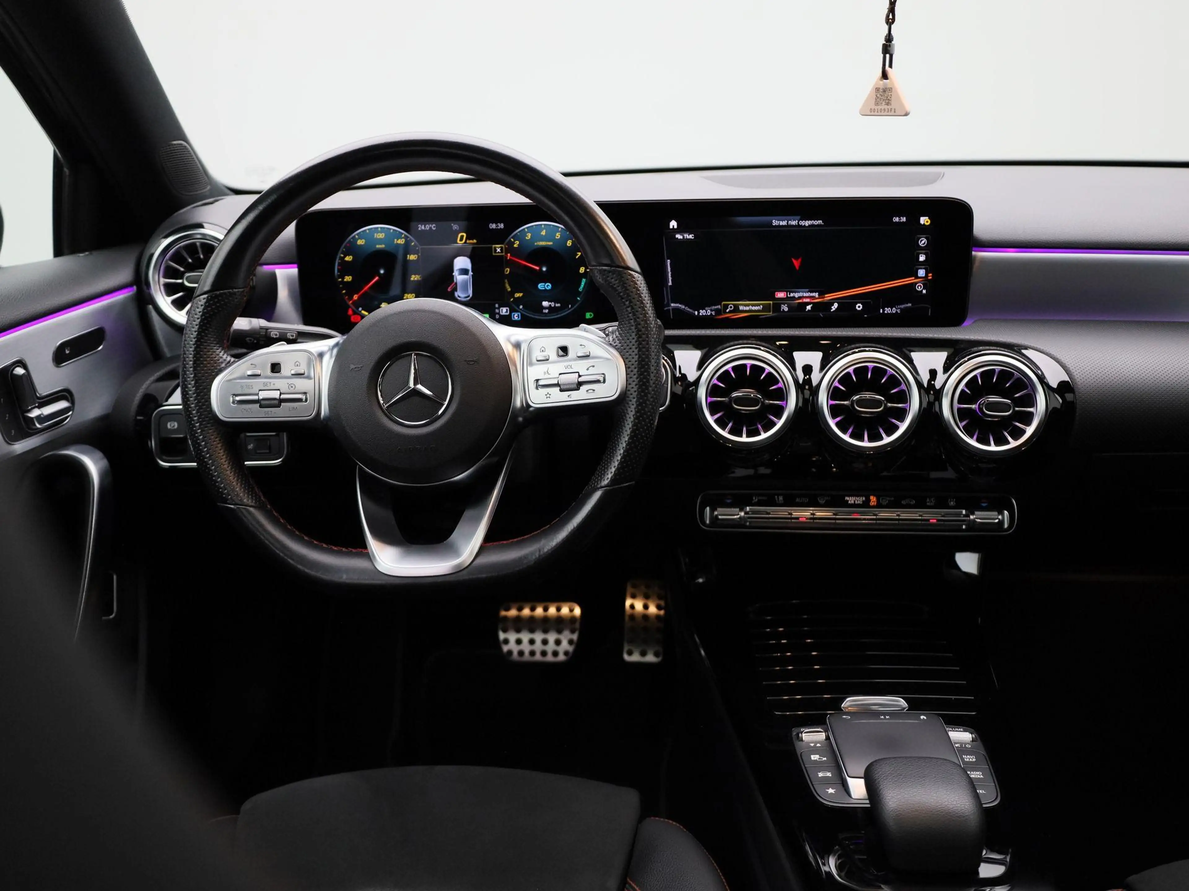 Mercedes-Benz A 250 e Business Solution AMG Limited | PANO | Achteruit — photo 7