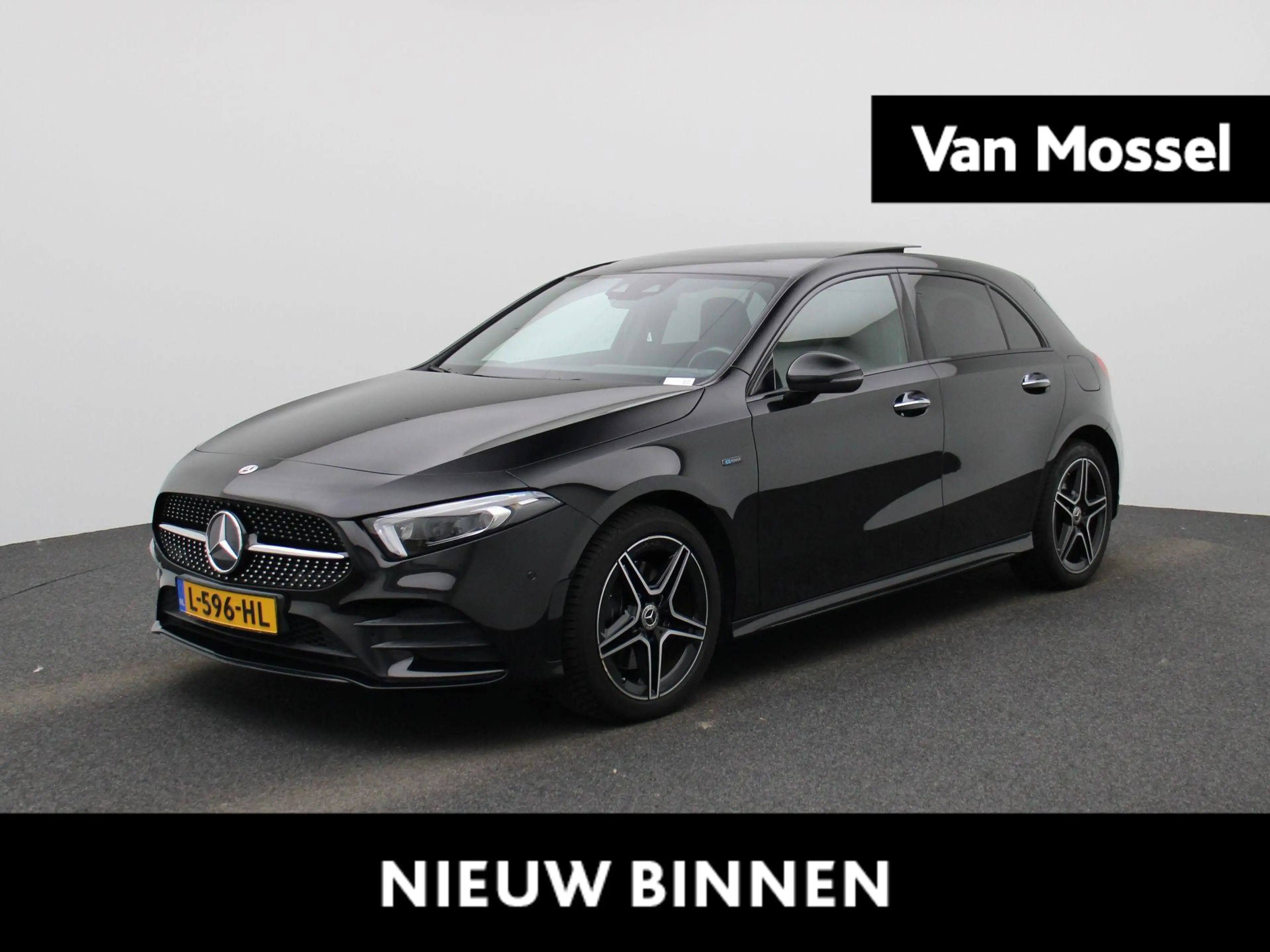 Mercedes-Benz A 250 e Business Solution AMG Limited | PANO | Achteruit