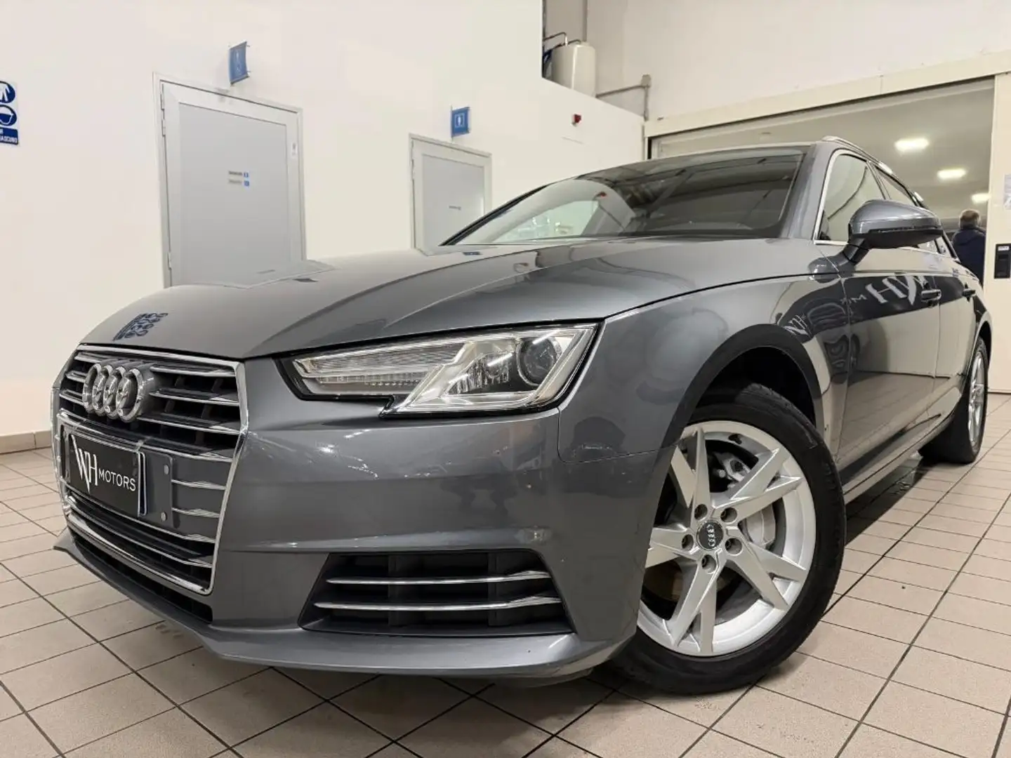 Audi A4 Avant 2.0 TDI 190 CV //AUTOMATICO//LED// Gris - 1