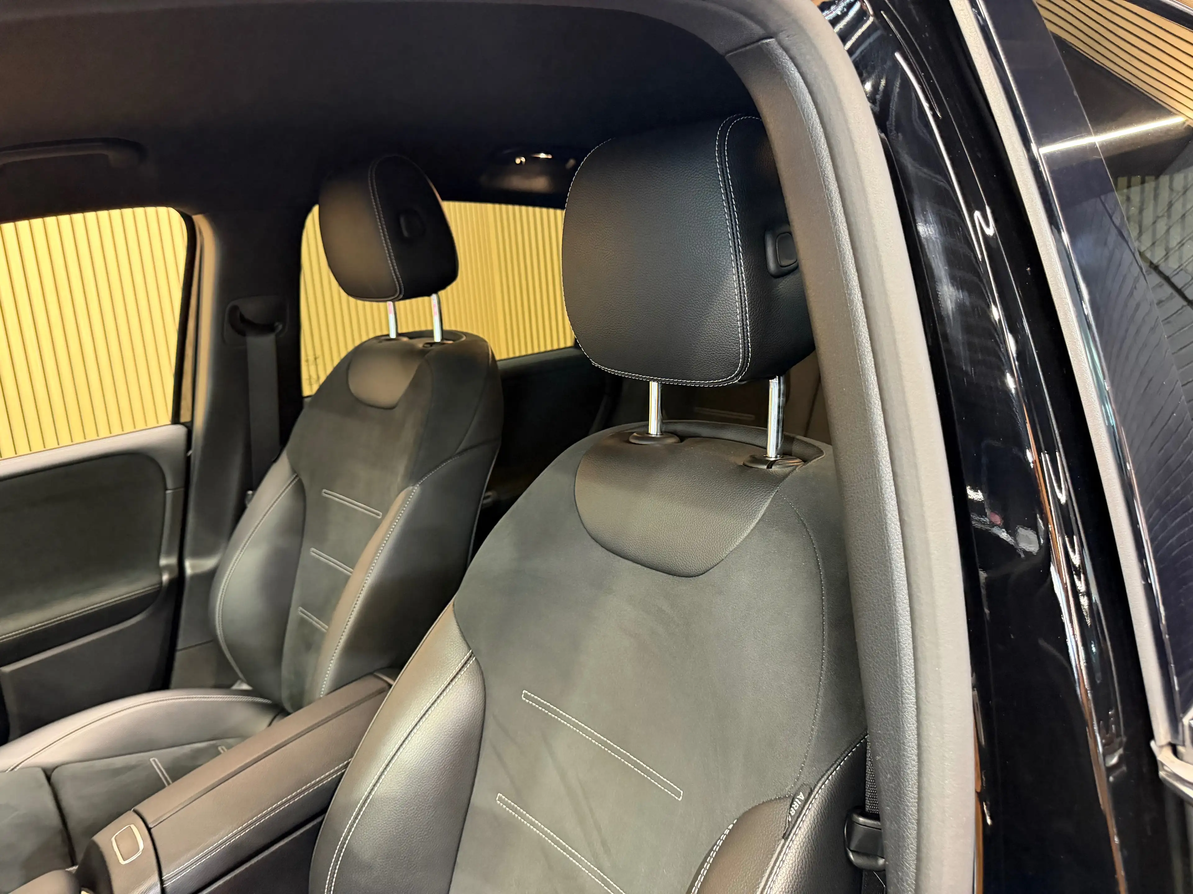 Mercedes-Benz B 250 E PHEV PACK AMG ** GARANTIE 12 MOIS ** — photo 11