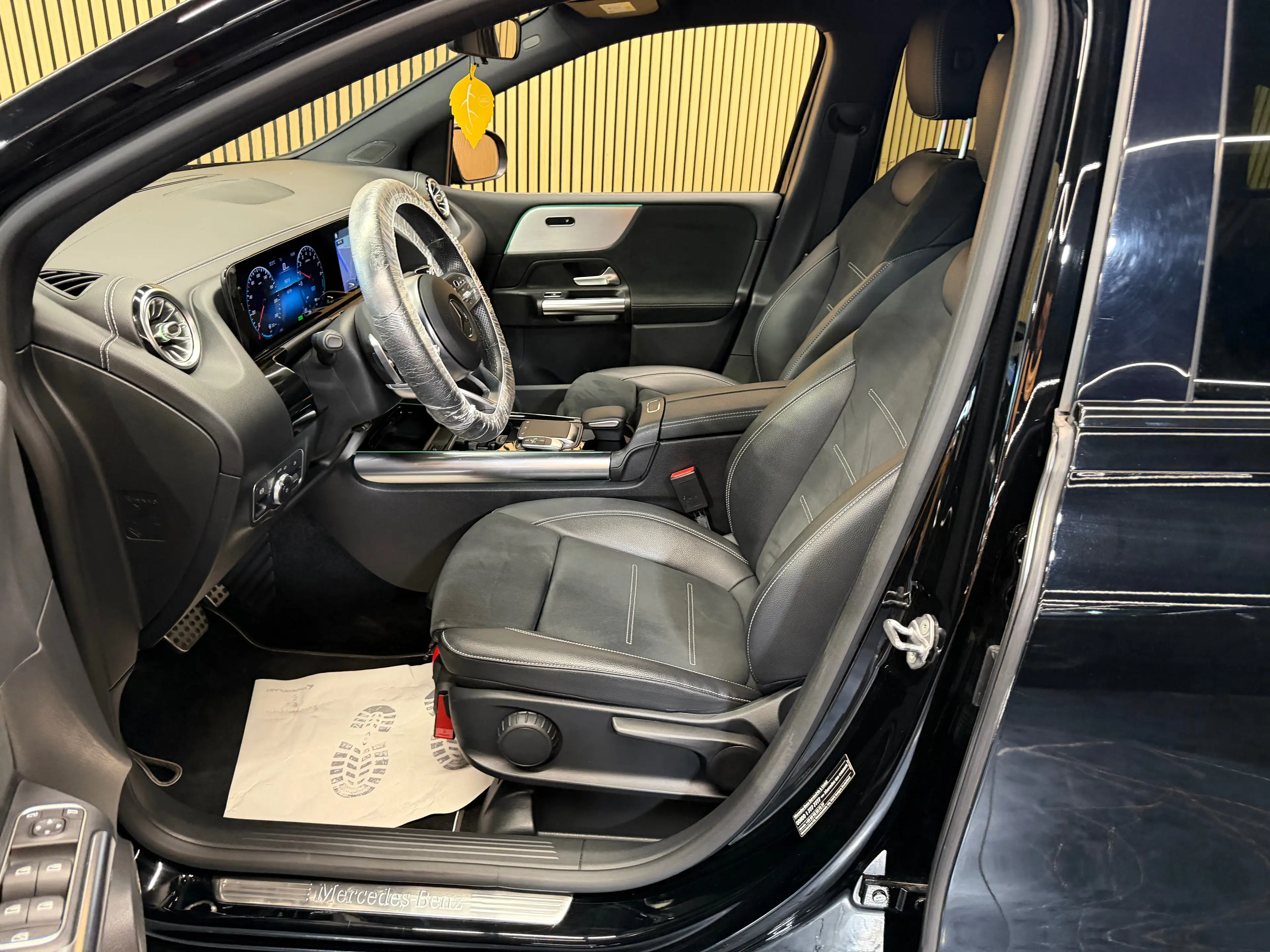 Mercedes-Benz B 250 E PHEV PACK AMG ** GARANTIE 12 MOIS ** — photo 8