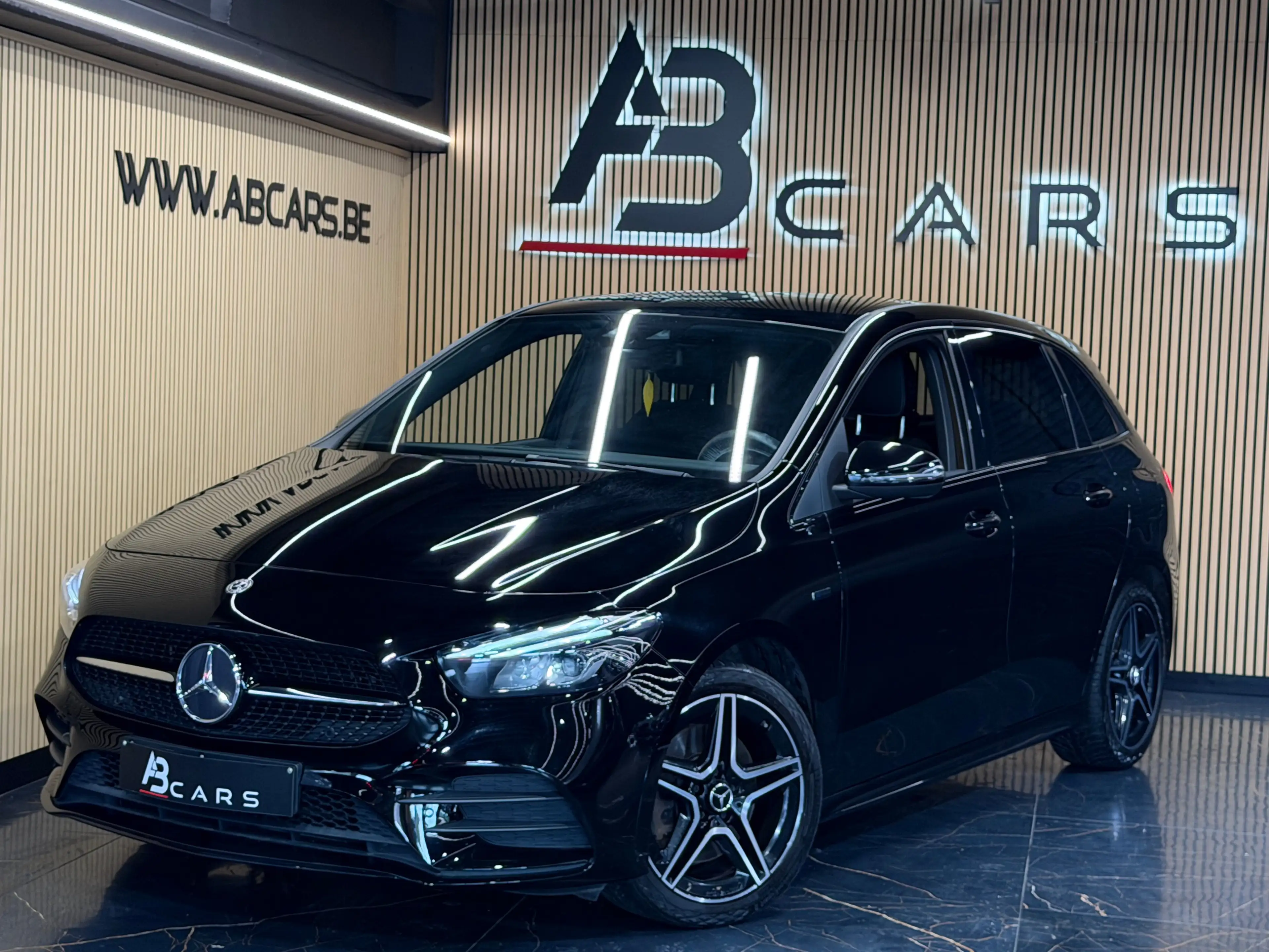 Mercedes-Benz B 250 E PHEV PACK AMG ** GARANTIE 12 MOIS **