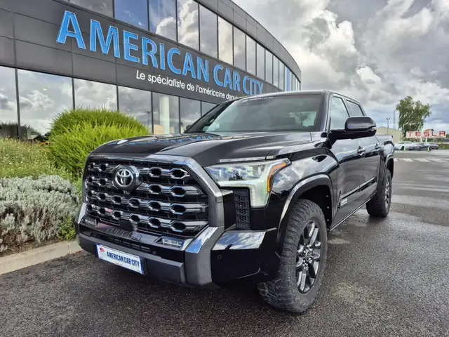 Toyota Tundra Crewmax PLATINUM