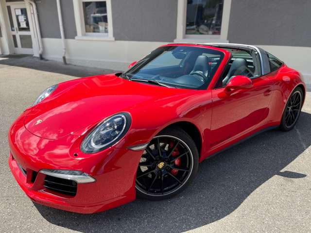 Imagine Porsche 911 Targa 4S