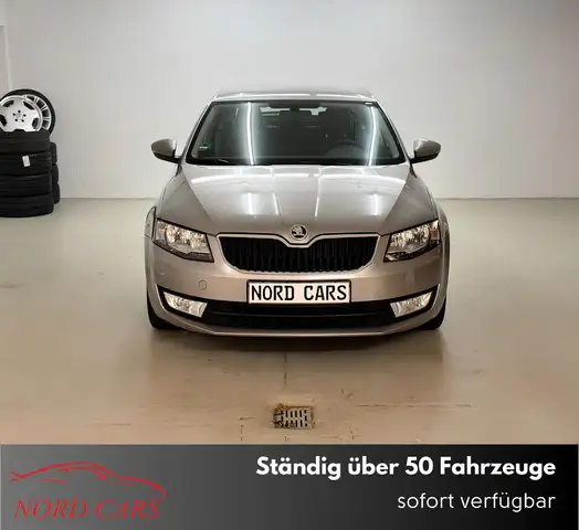 Skoda Octavia 1.4 TSI 140PS *2.HAND *TEMPO *PDC *TÜV