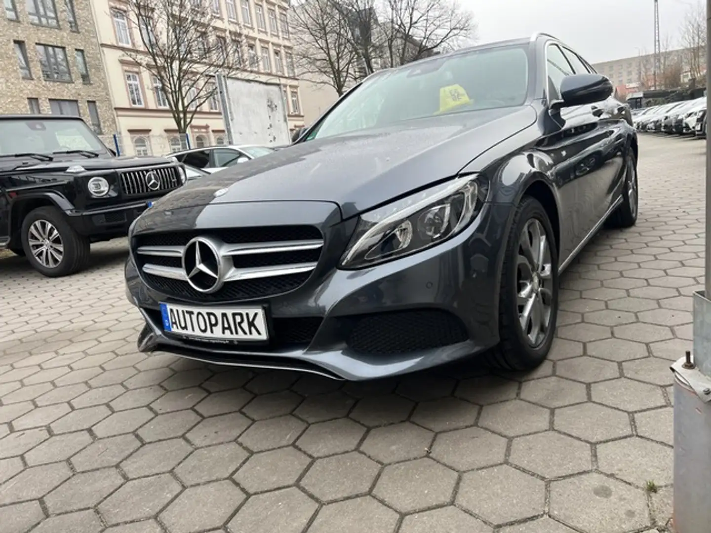 Mercedes-Benz C 200 CDI T BlueEfficiency Avantgarde*Tiptronic Grijs - 2
