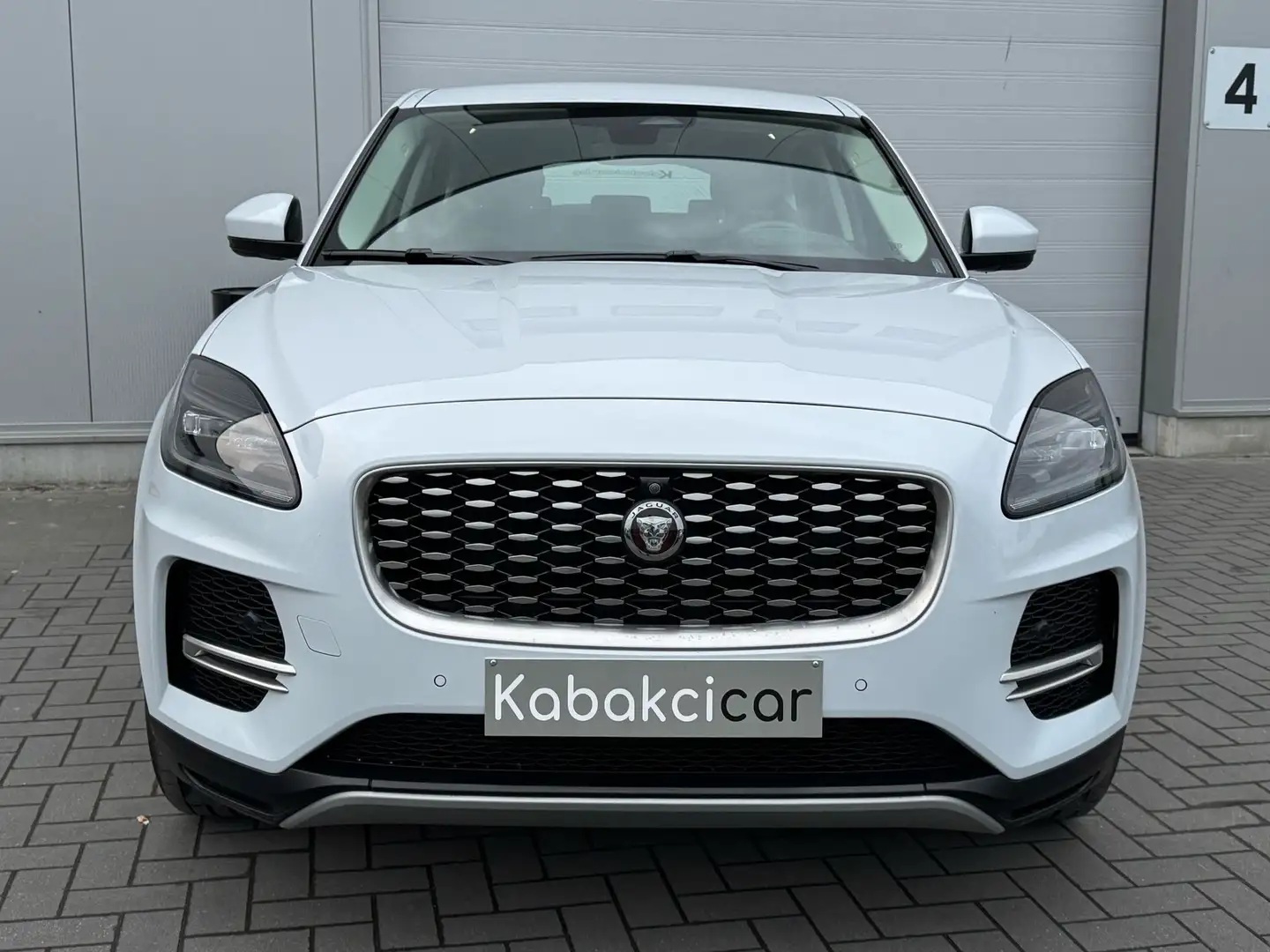 Jaguar E-Pace 1.5 T MHEV P160 // GPS // CAMERA // GARANTIE Grijs - 2