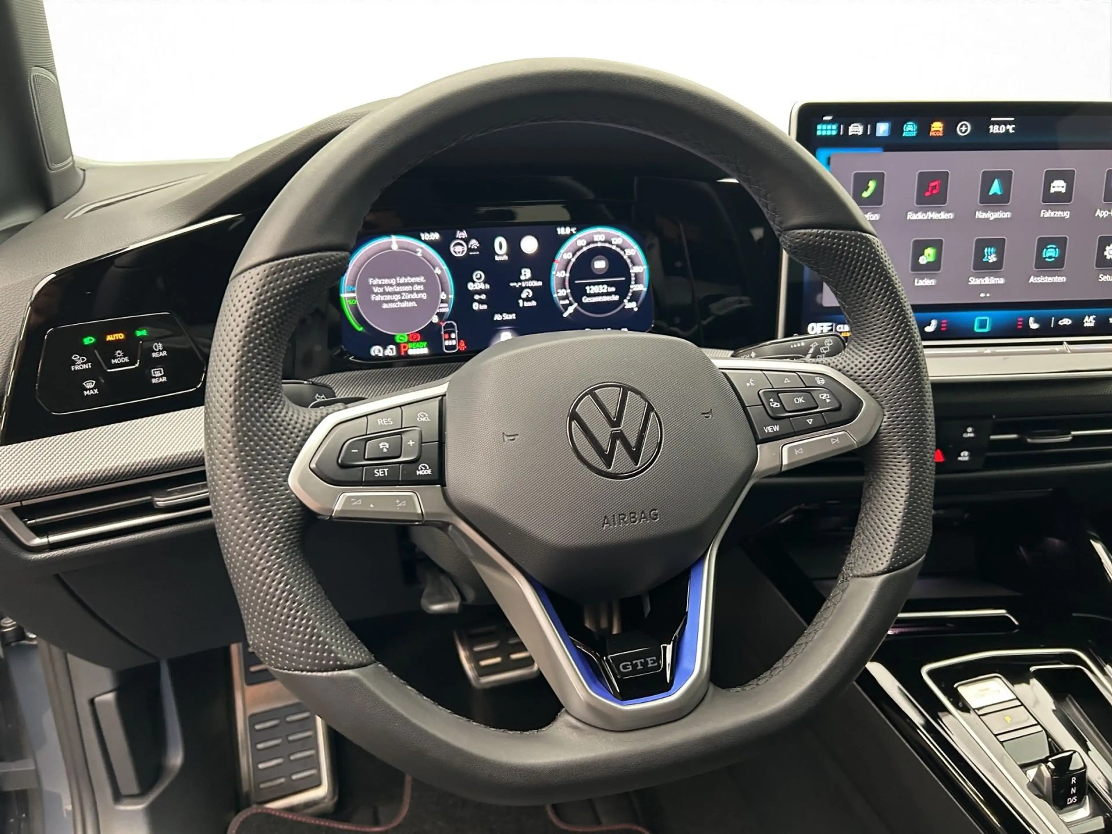 Volkswagen Golf GTE GTE 1.5 TSI eHybrid*NAVI*BLACKSTYLE*KAM*HUD — photo 8