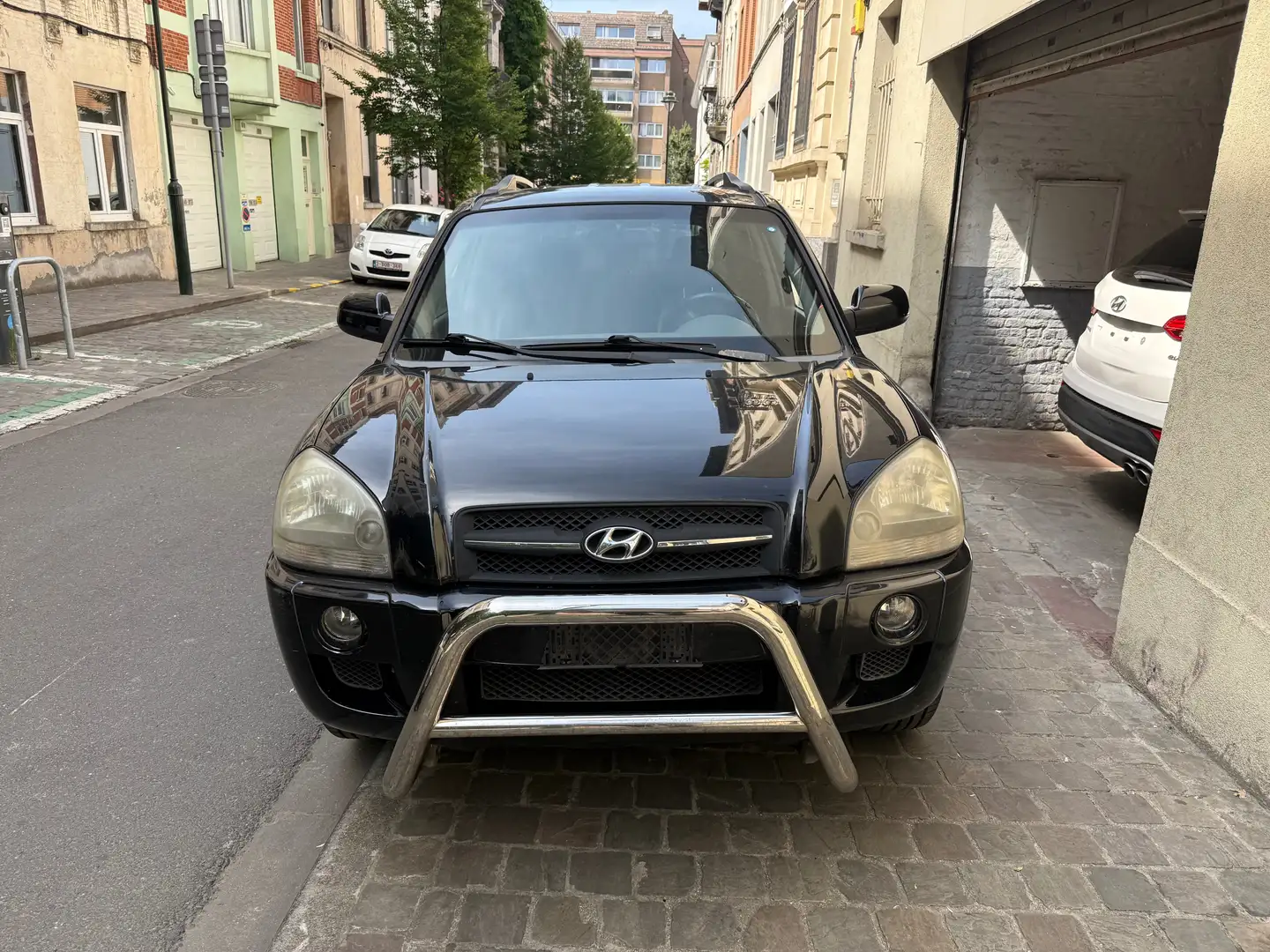 Hyundai TUCSON 2.0i 16v 4WD GLi Negro - 2