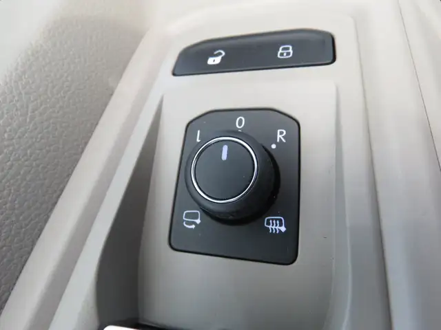 Volkswagen T7 Multivan VW T7 Multivan Edition TDI Ansicht 9