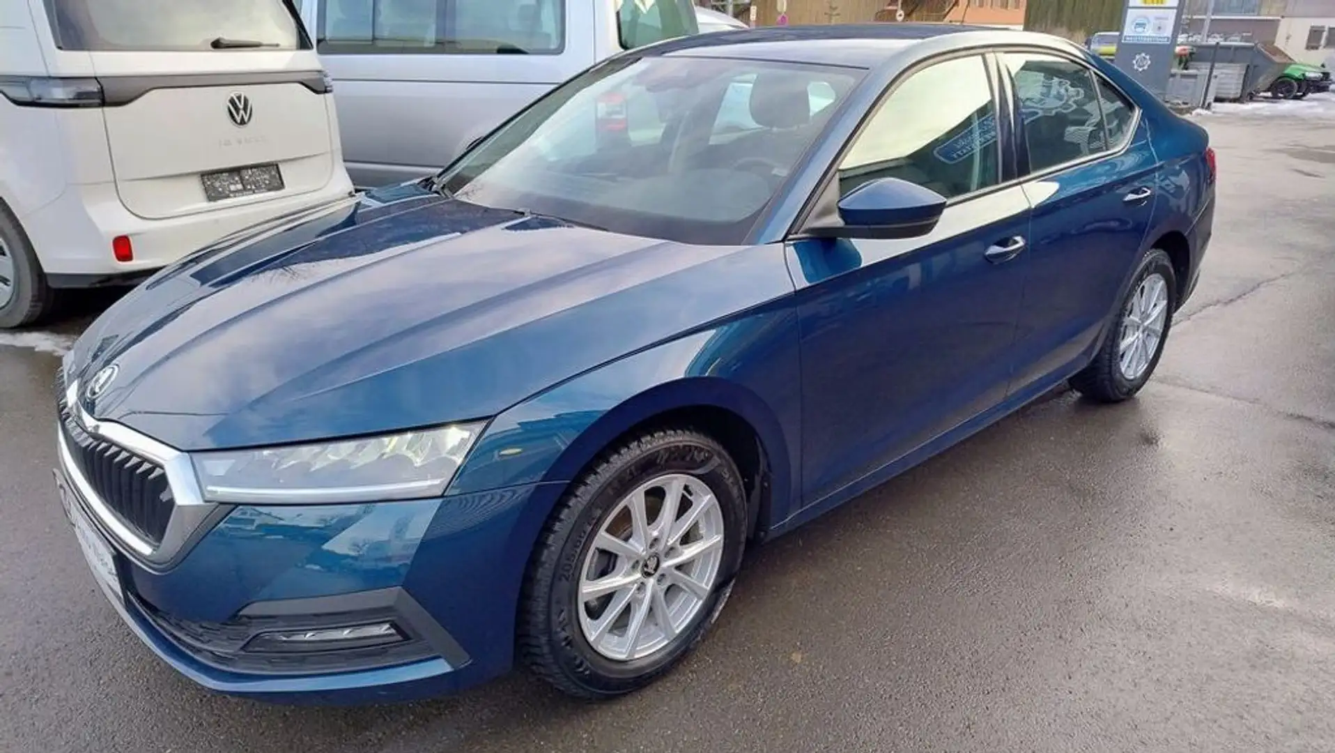 Skoda Octavia Ambition 2,0 TDI Blau - 1