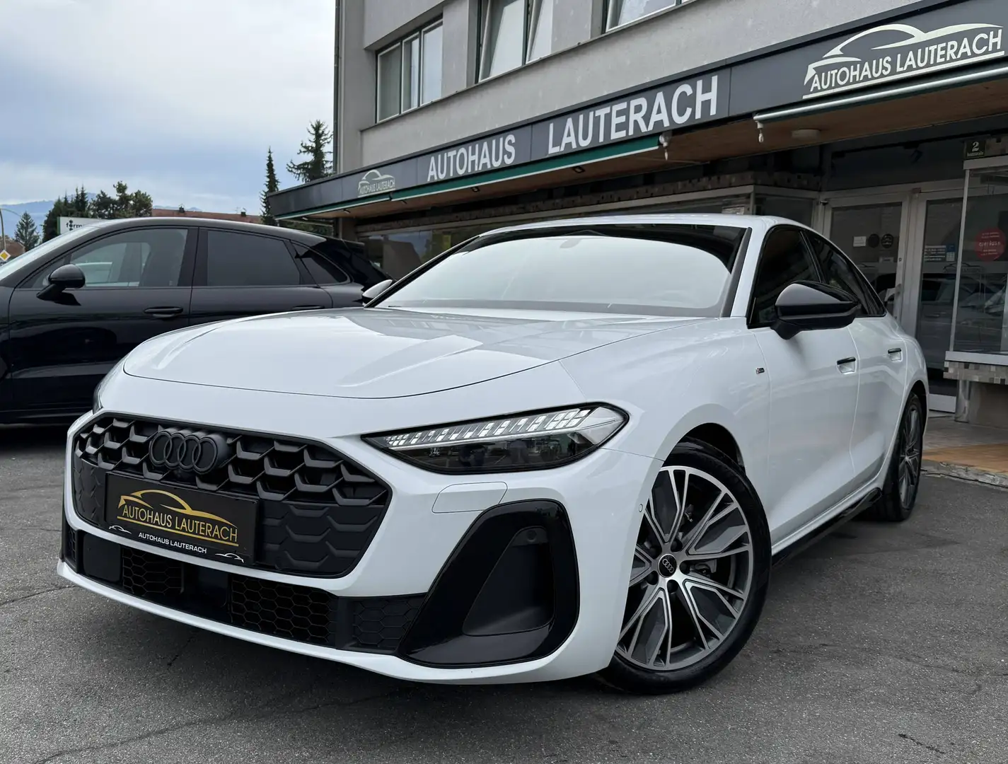 Audi A5 40 TDI S-tronic *S-LINE *MATRIX *19"LM *SPORTFAHRW. *AMBIENTE *KAM Weiß - 1