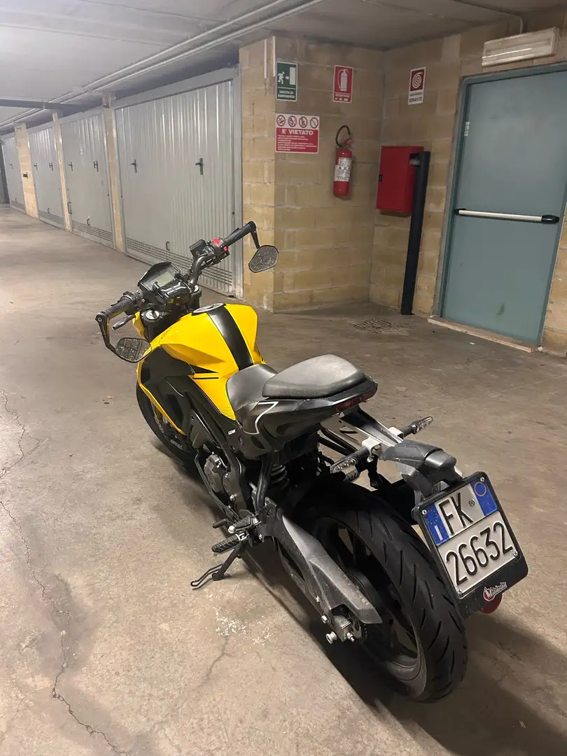 Keeway RKF 125 Yellow - 2