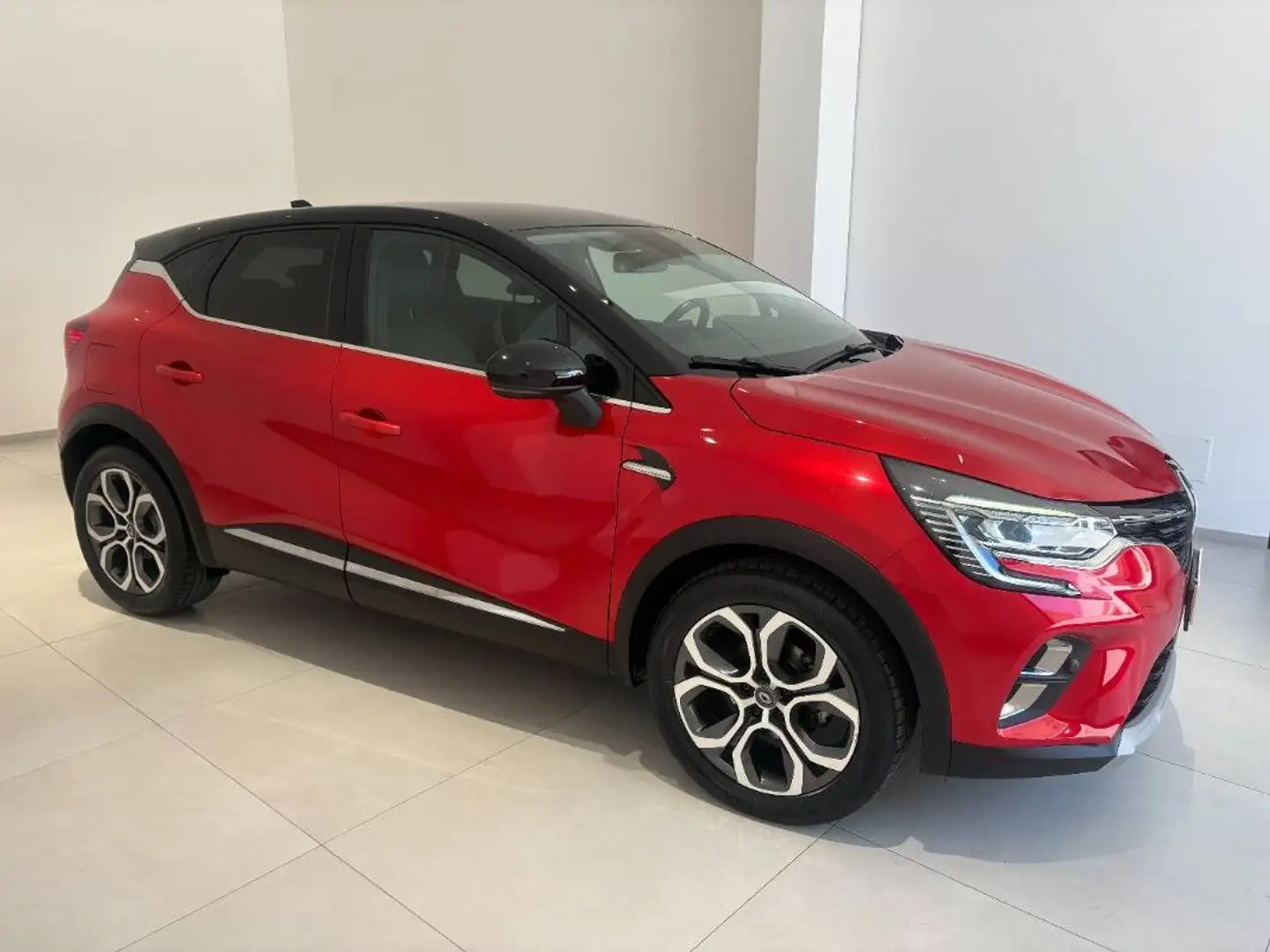 Renault Captur 1.3 tce Intens 130cv edc fap Rosso - 1
