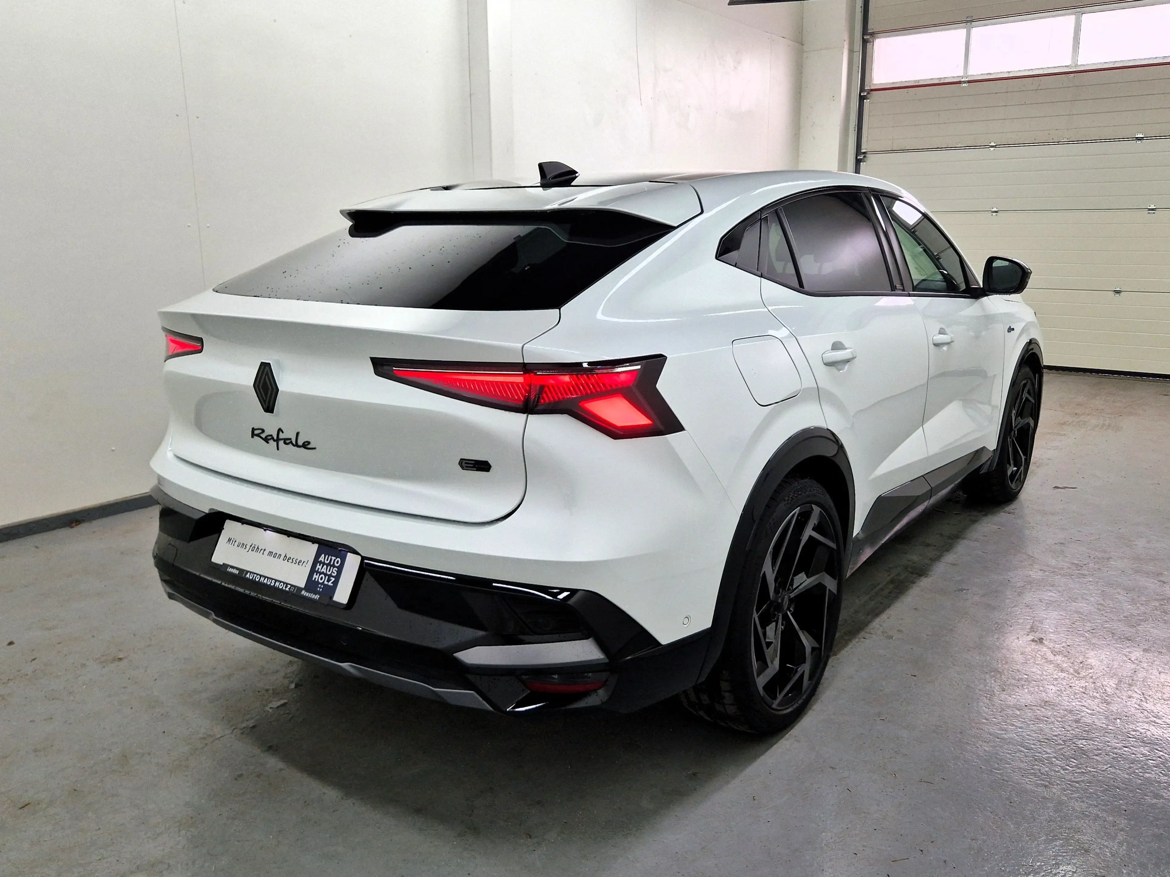 Renault Rafale Atelier Alpine Hyper Hybrid 4x4 300 — photo 4