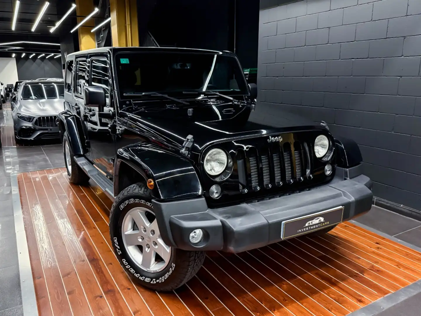 Jeep Wrangler Unlimited 2.8CRD Sahara Aut. Negro - 1