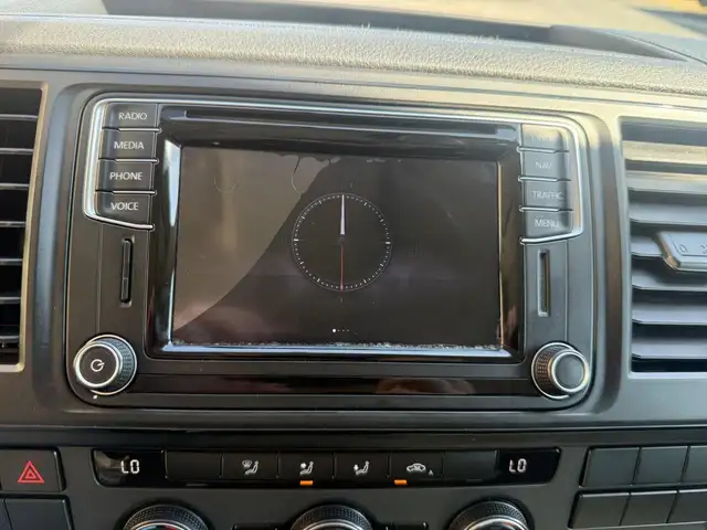 Volkswagen Transporter view 29
