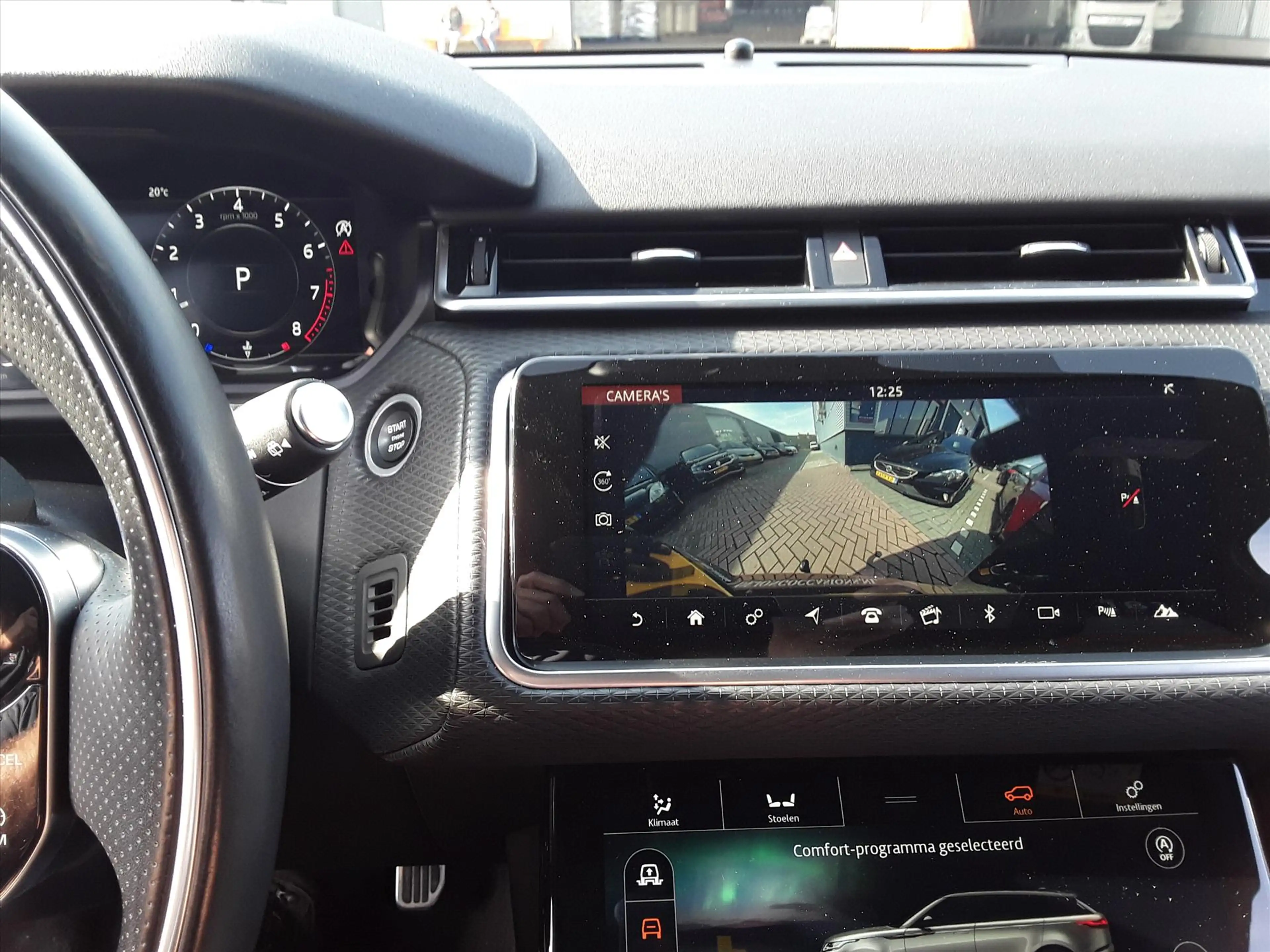Land Rover Range Rover Velar 2.0 300pk AWD AUT R-Dynamic SE — photo 23