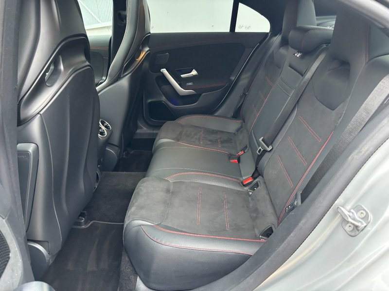Mercedes-Benz CLA 35 AMG AMG CLA 35 4MATIC Coupé AMG Distr KeyGo — photo 9