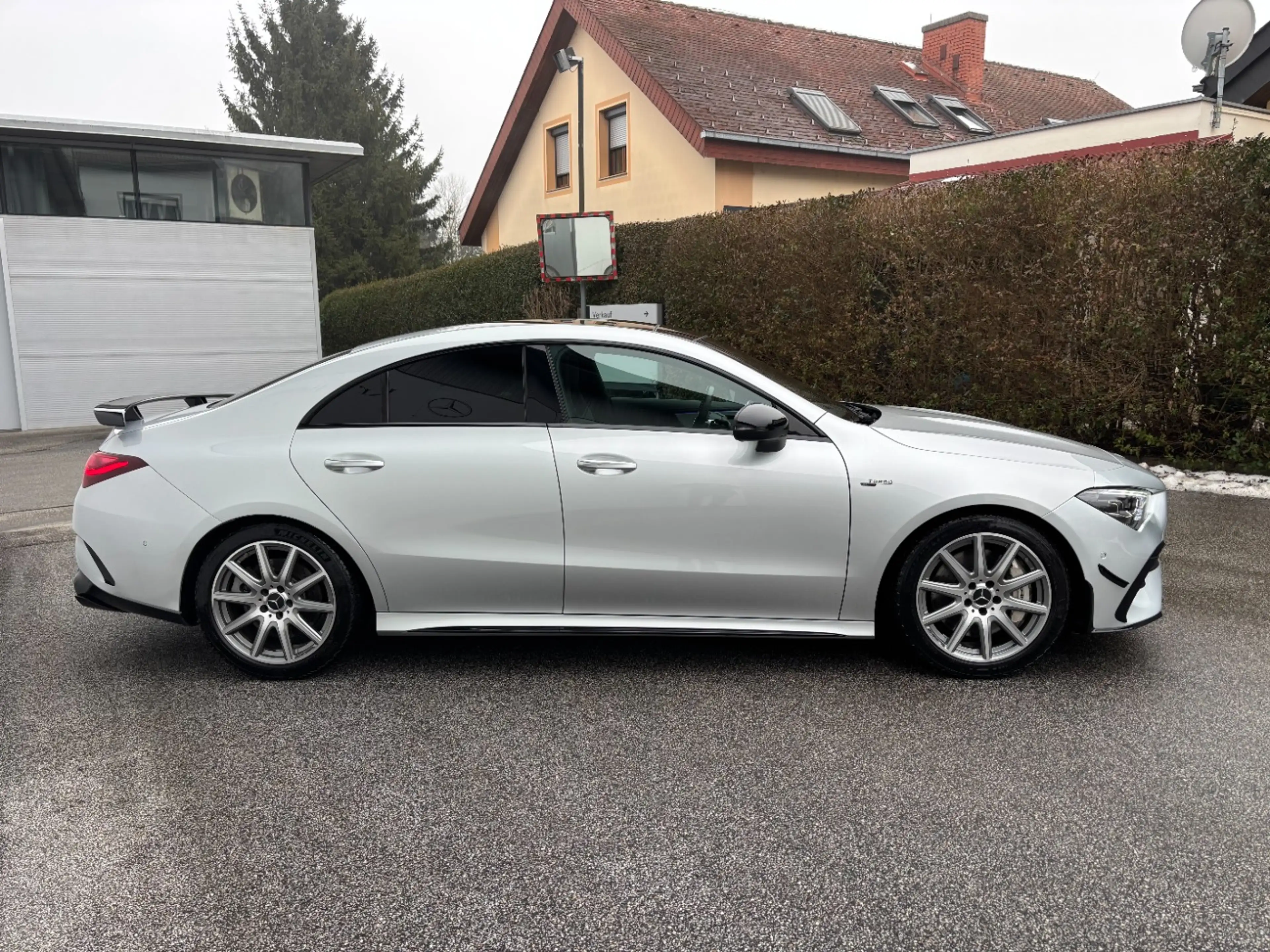 Mercedes-Benz CLA 35 AMG AMG CLA 35 4MATIC Coupé AMG Distr KeyGo — photo 4