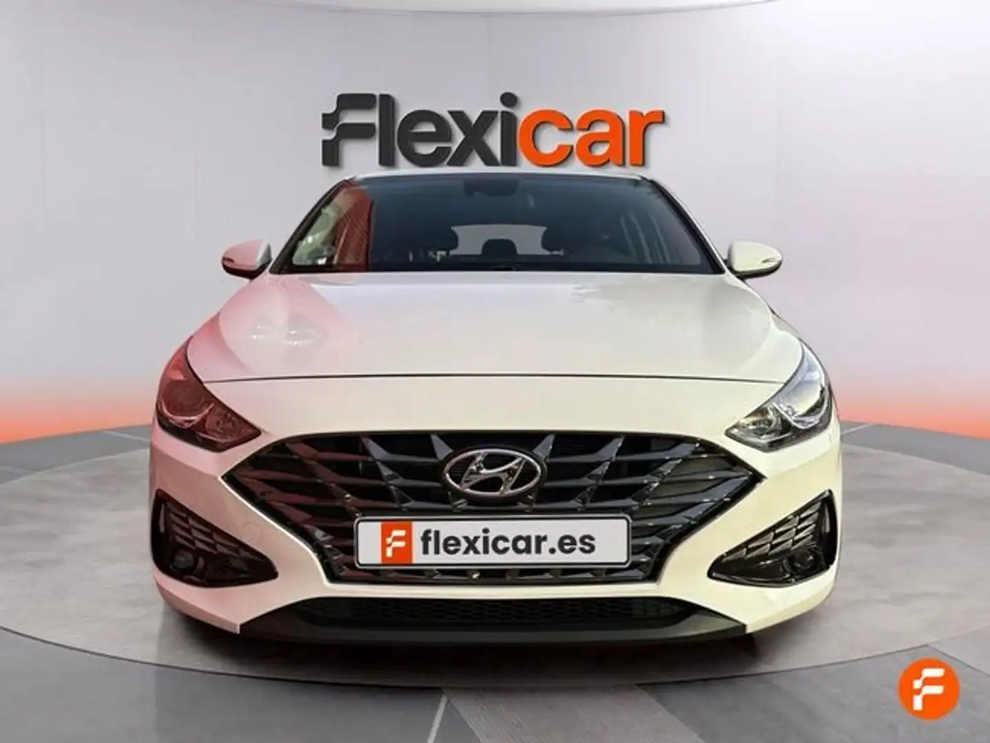 Hyundai i30 1.0 TGDI Klass Fastback Blanco - 2