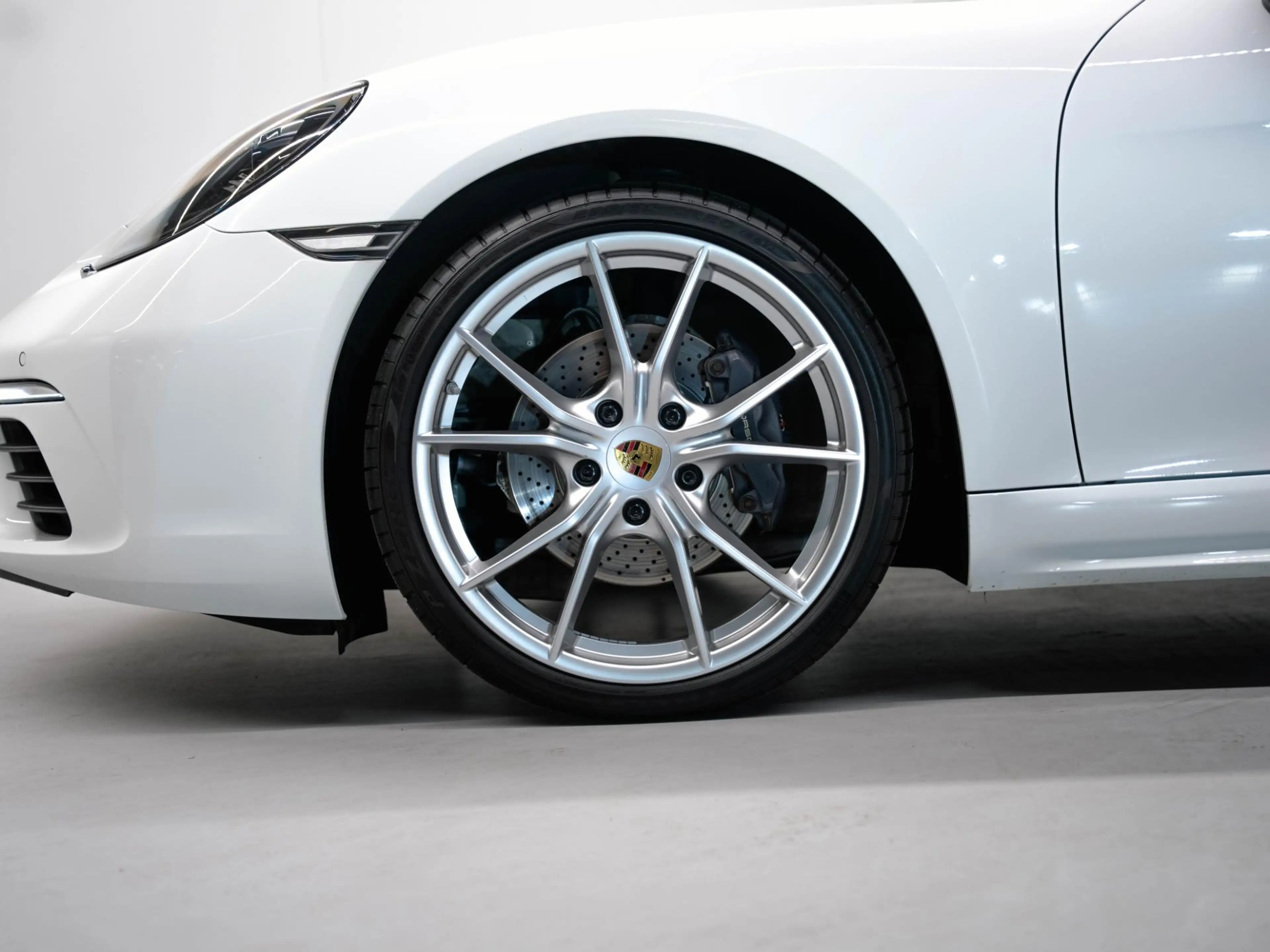 Porsche 718 Boxster 2.0 — photo 12