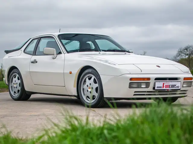 Porsche 944 TURBO | FULL HISTORY | FACTORY PAINT