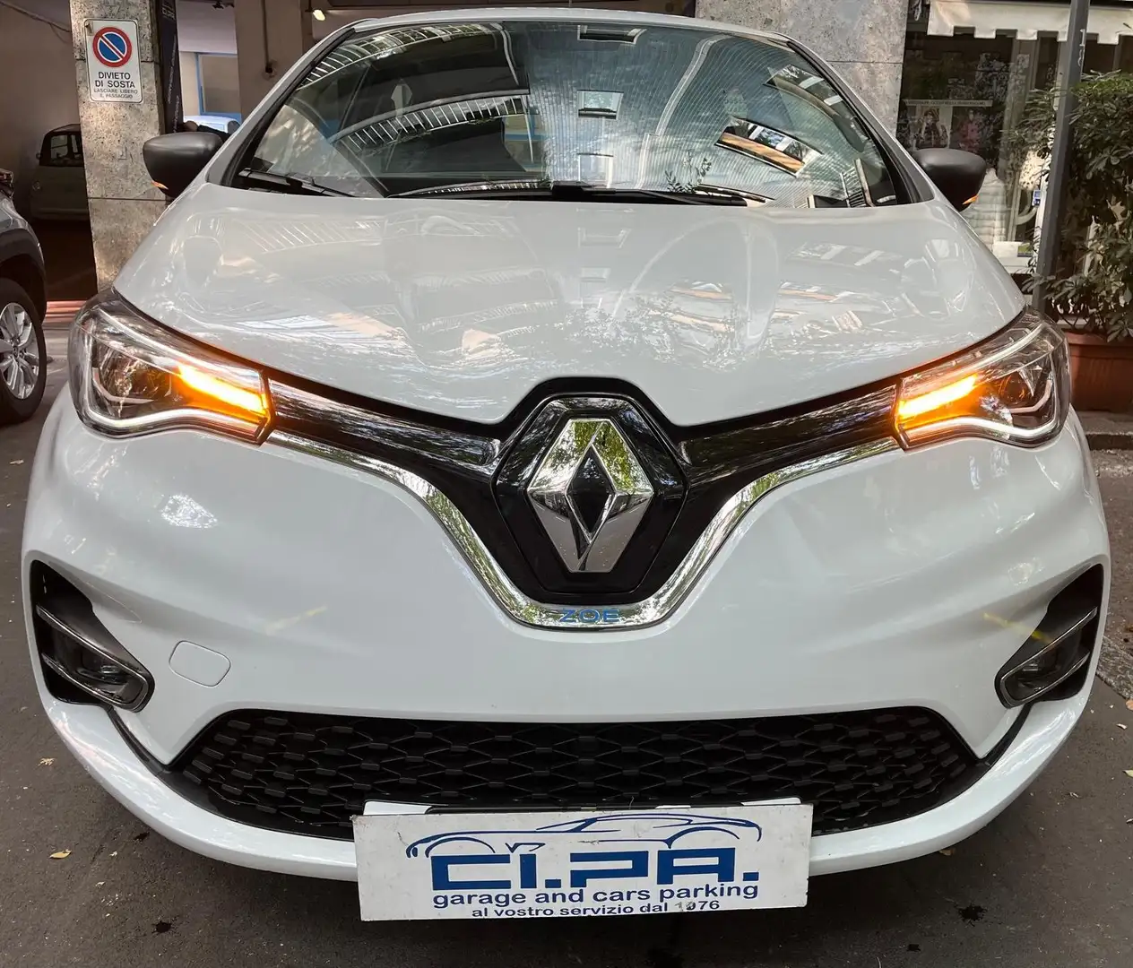 Renault ZOE Zoe 2021 Life R110 BATTERIE DI PROPRIETA' Weiß - 2