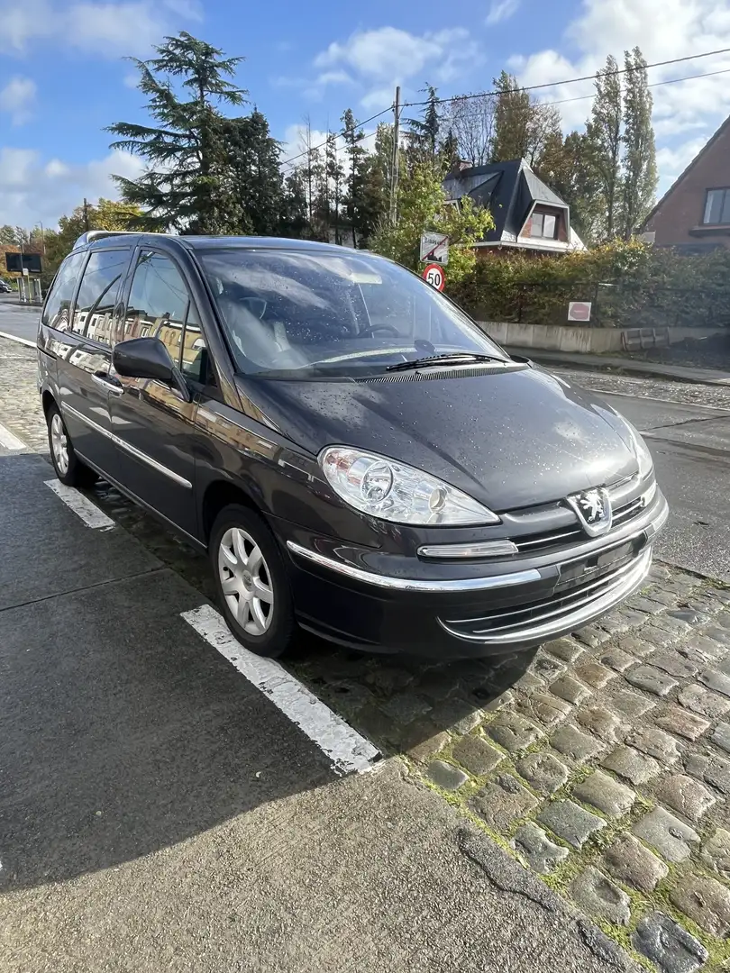 Peugeot 807 807 2.0 HDi SV Executive FAP / 7 PERSON Černá - 1