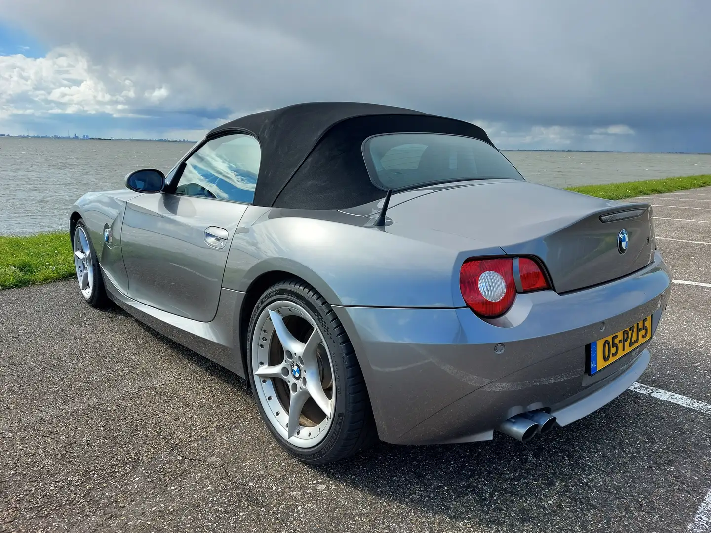 BMW Z4 E85 2.5i roadster, handbak, xenon Grijs - 1