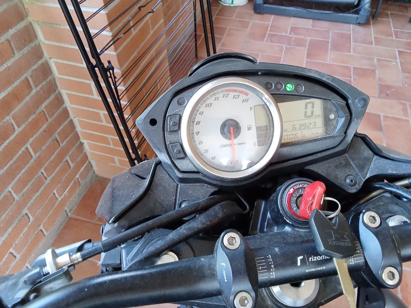 Kawasaki Z 750 Noir - 1
