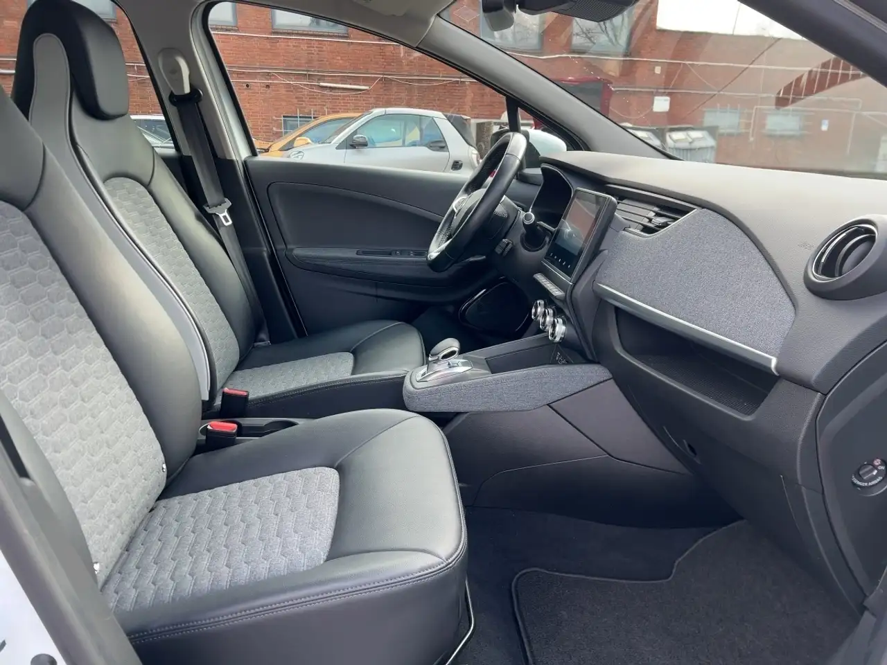 Renault ZOE R135 Z.E. 50 Intens 8