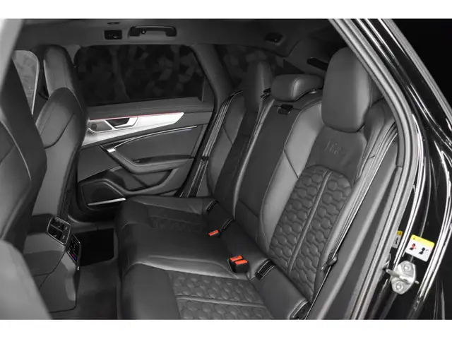 Audi RS6 view 15