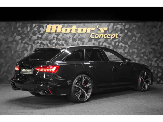 Audi RS6 view 3