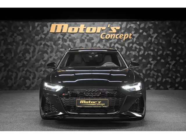 Audi RS6 view 4