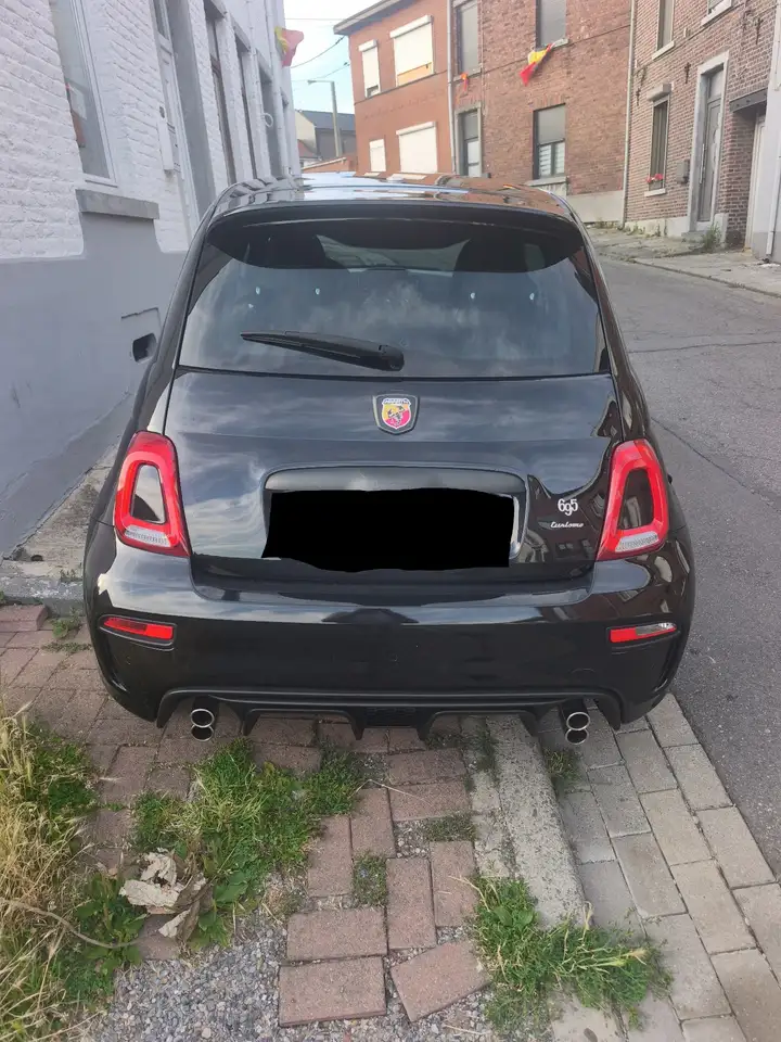 Abarth 695 2024