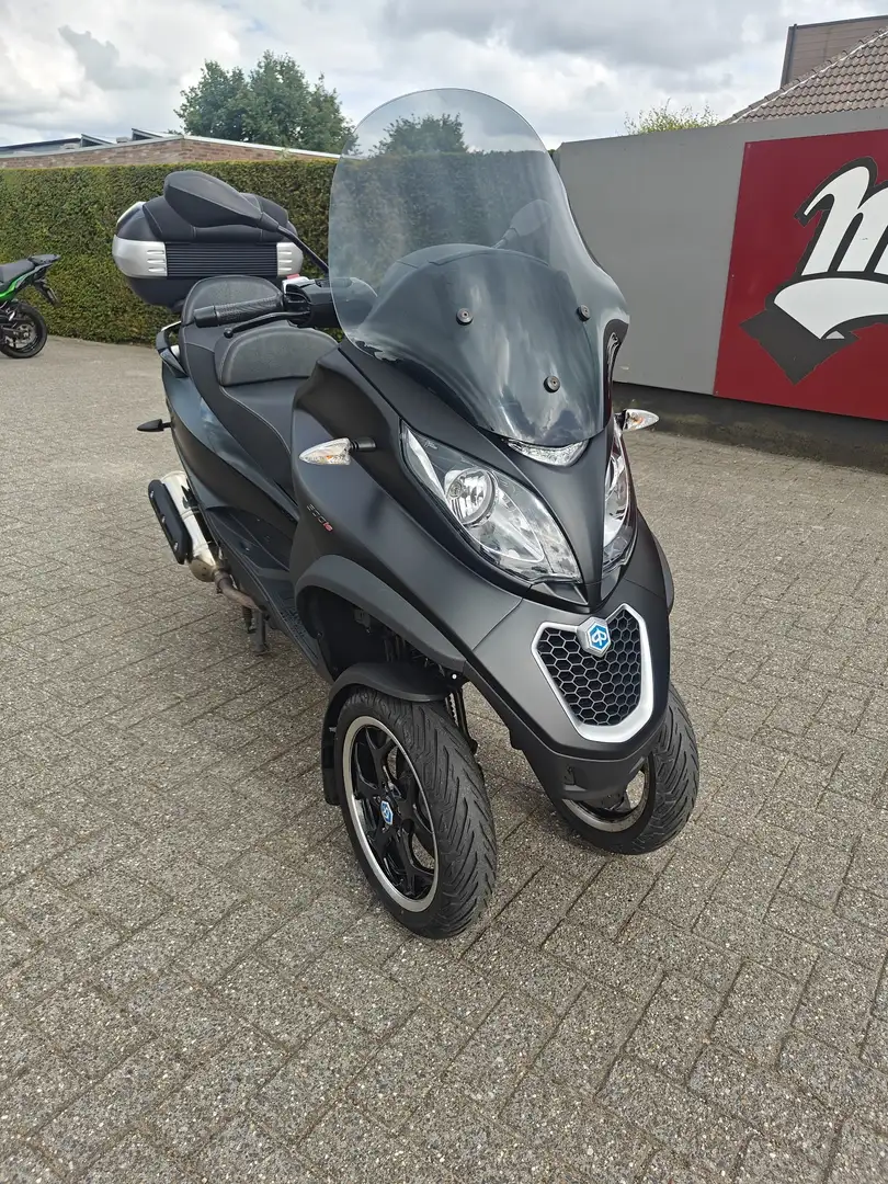 Piaggio MP3 500 Czarny - 2