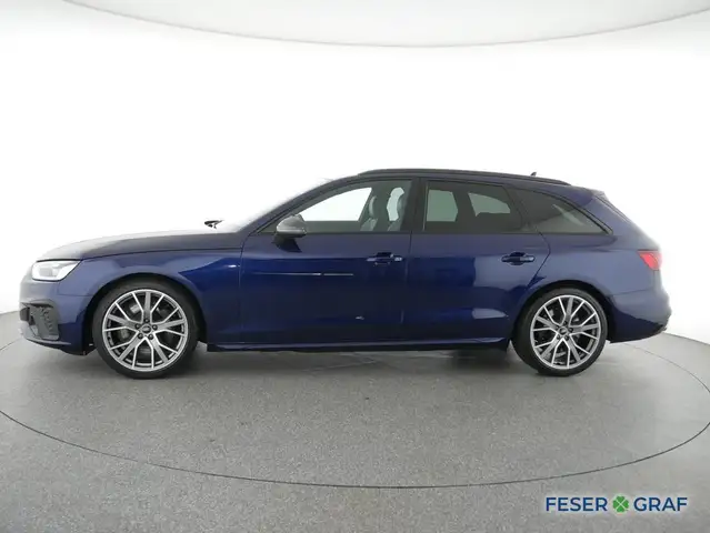 Audi S4 view 15