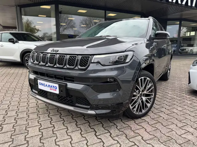 Jeep Compass view 2