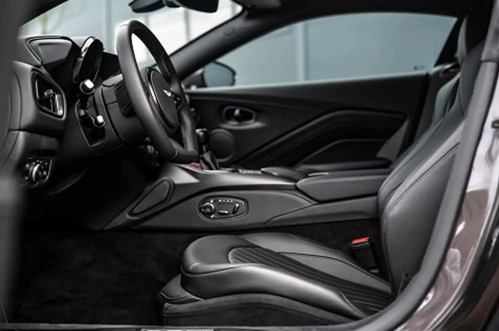 Aston Martin Vantage Vantage Coupe 4.0 V8 Nero - 1