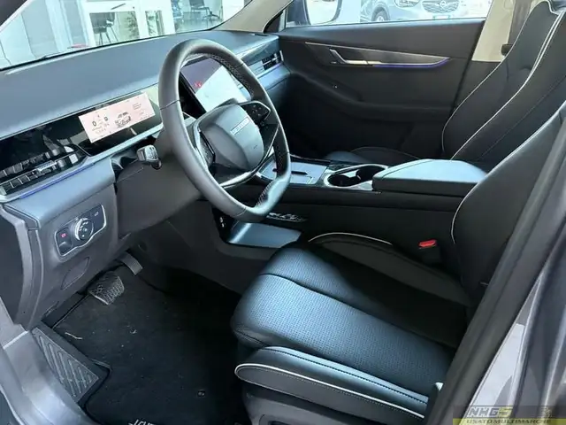 Jaecoo J5 view 9
