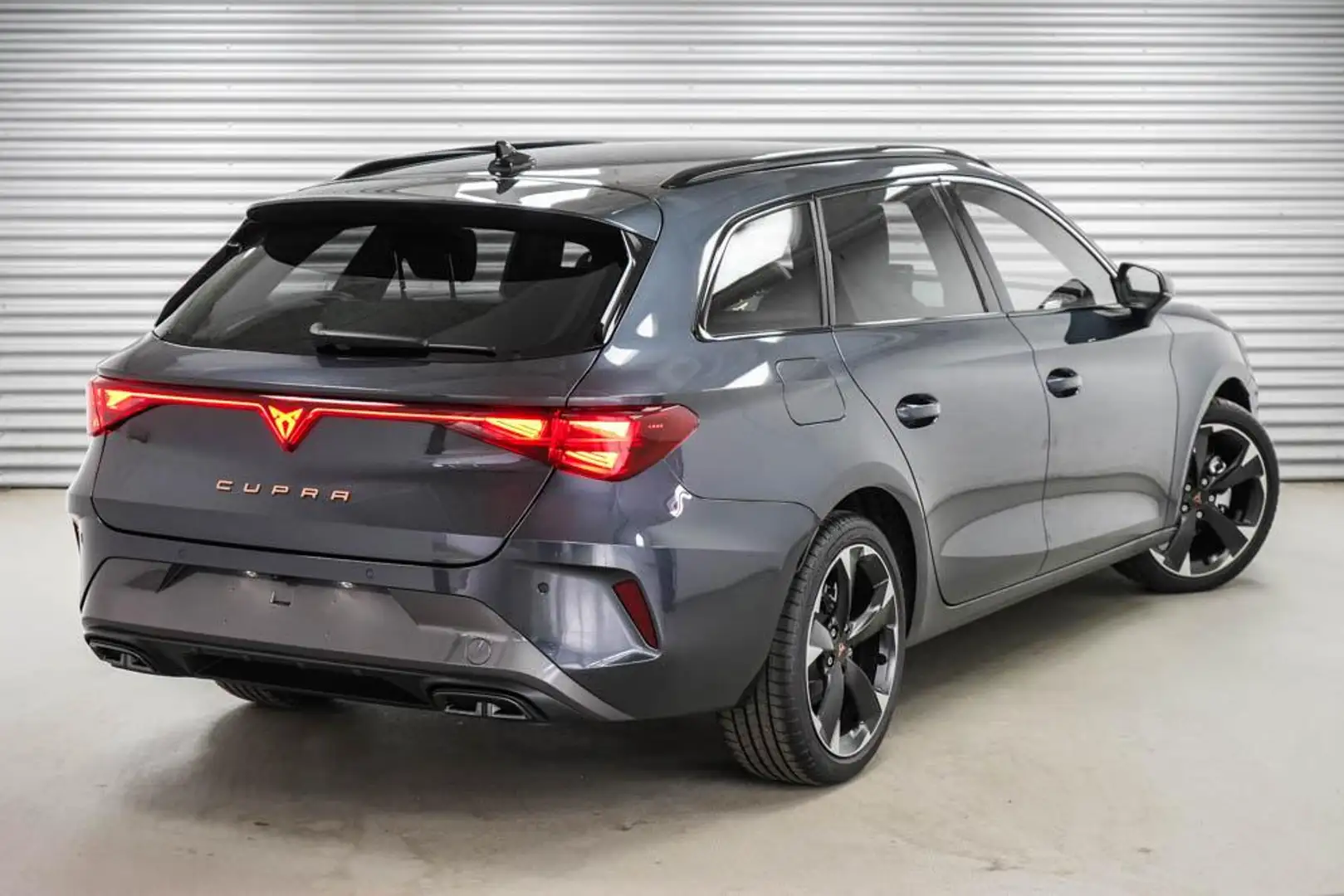 CUPRA Leon Sportstourer ST 1,5 eTSI DSG Kombi - LAGER 110 ... Grau - 2