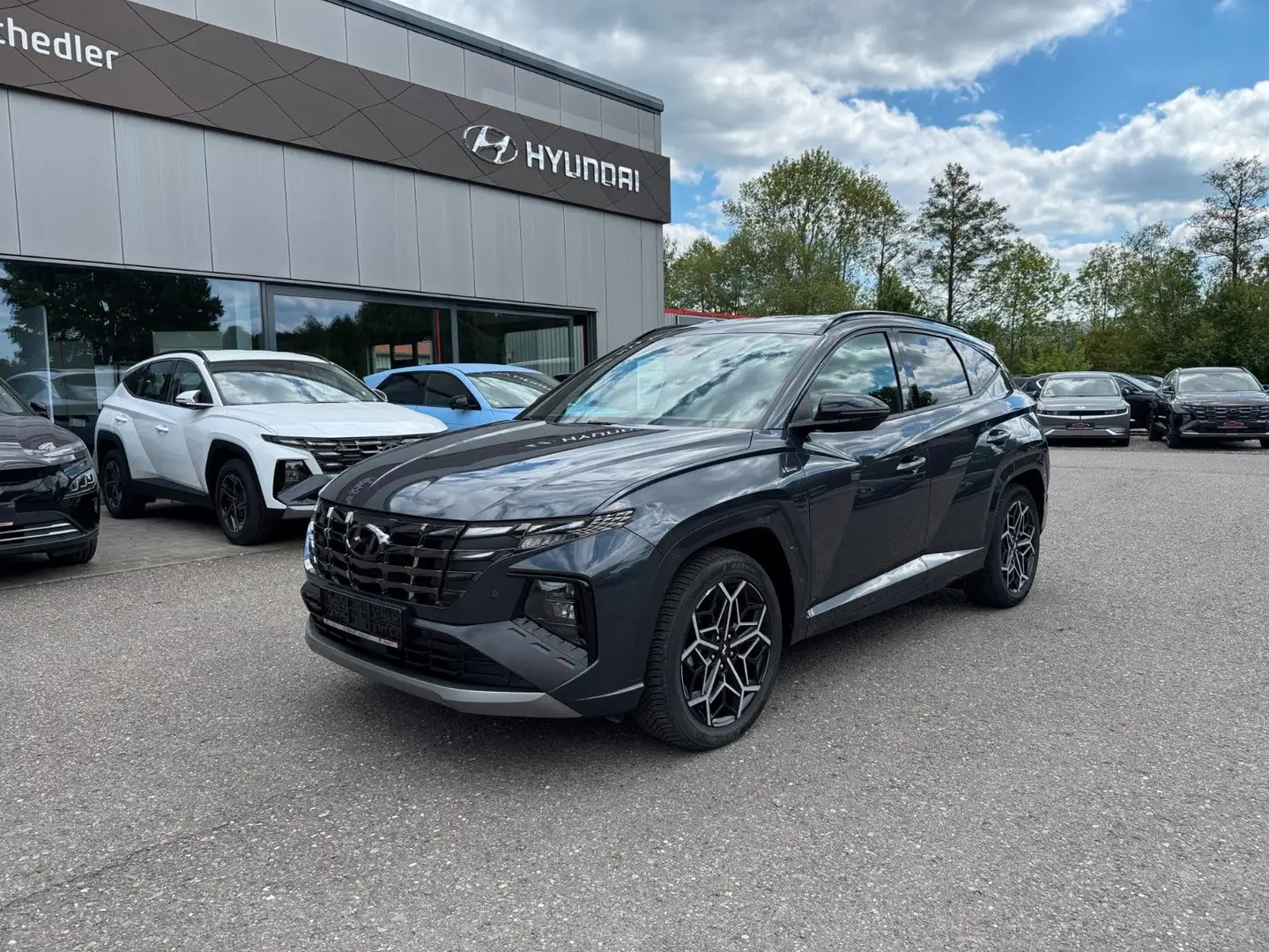 Hyundai TUCSON N Line Plug-In Hybrid 4WD 265PS + AHK Grau - 1
