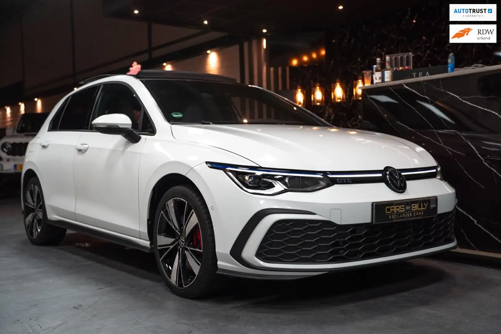 Volkswagen Golf GTE 1.4 eHybrid PANO|AUT7|FULL Wit - 1
