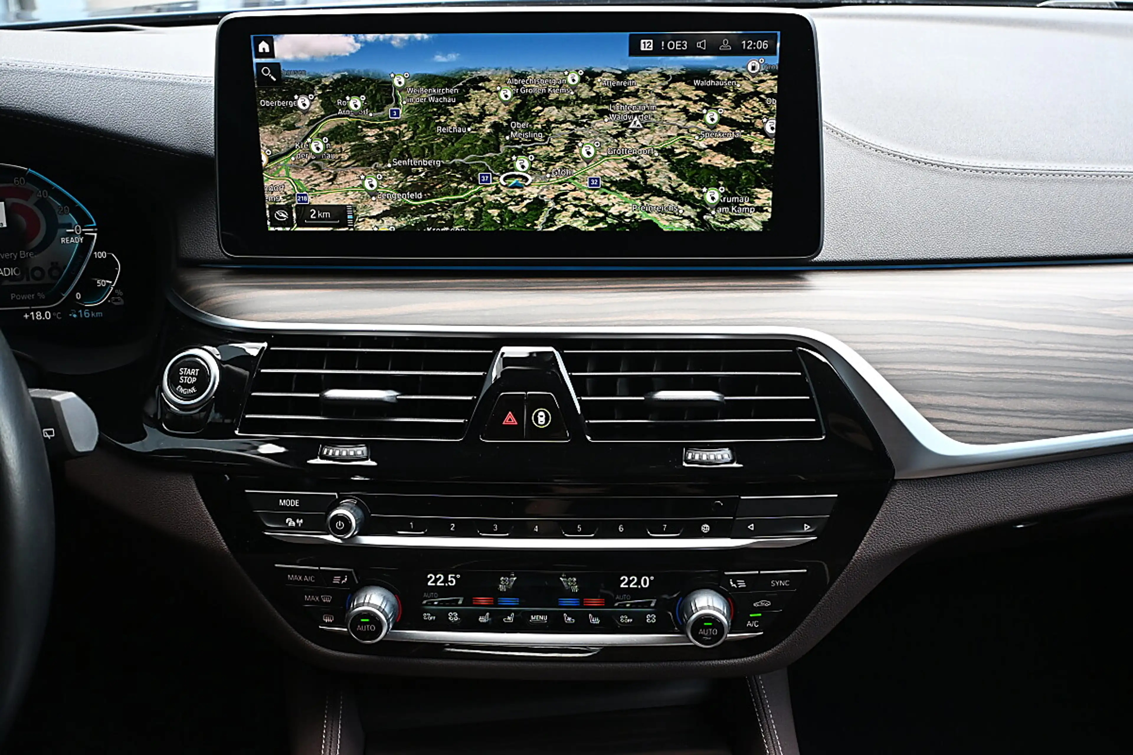 BMW 530 e xDrive Touring Aut. NP €100k ACC, AHK elektr.... — photo 5