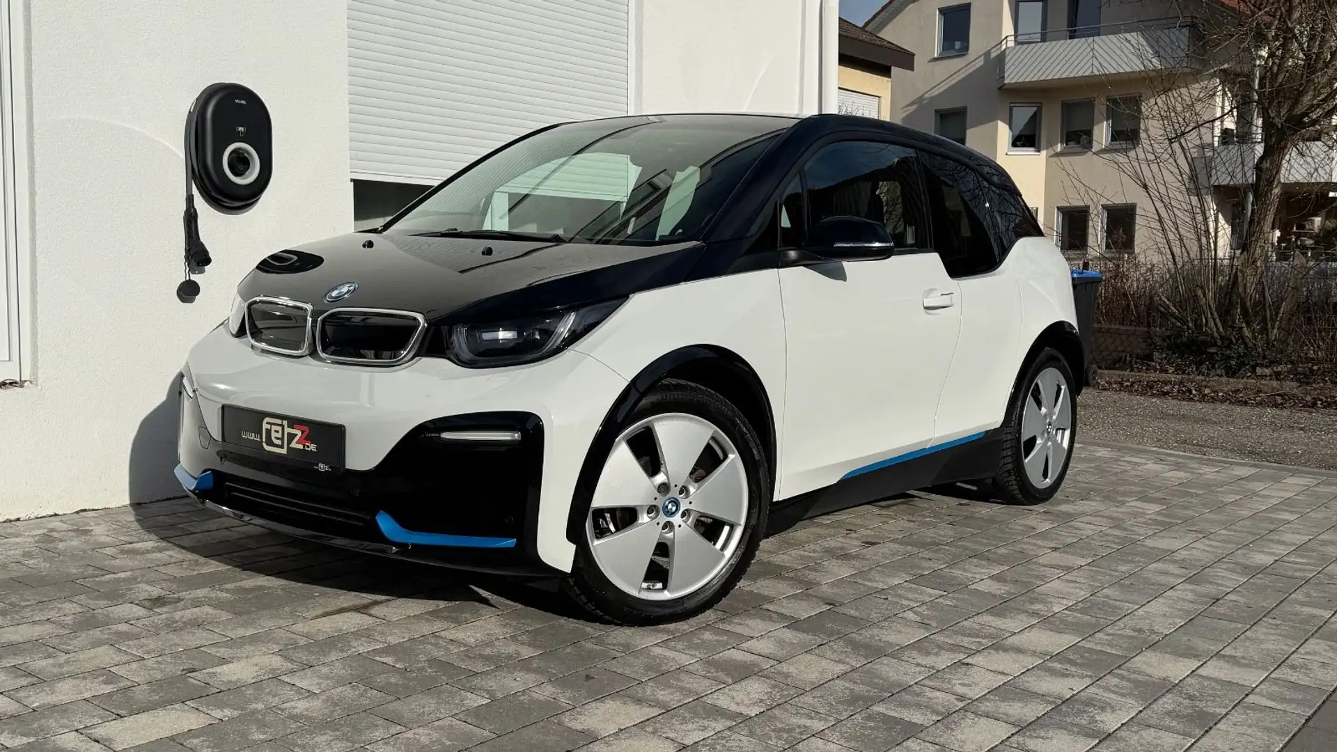 BMW i3 s (120 Ah), 135kW #Garantie Weiß - 2