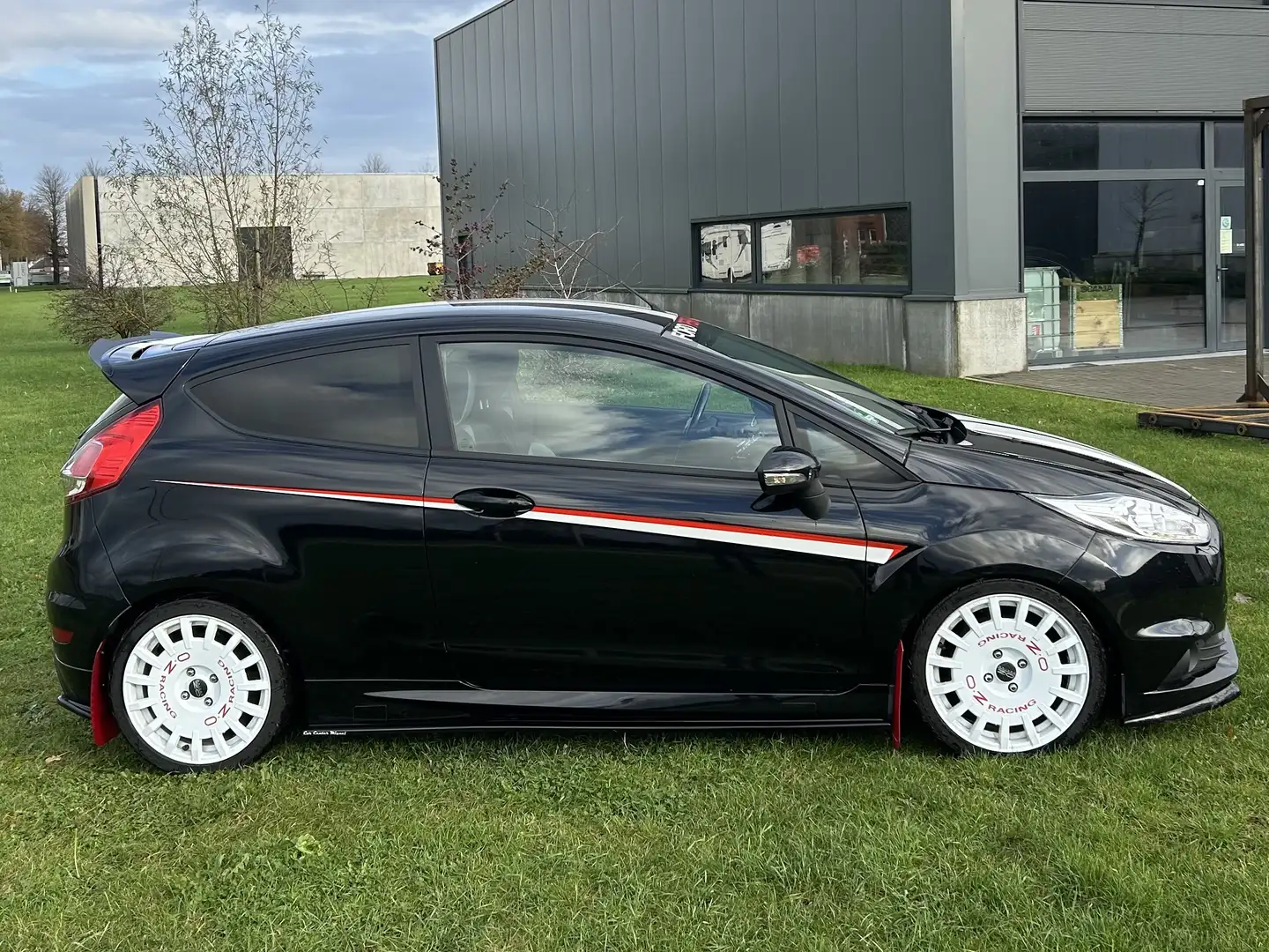 Ford Fiesta ST 1.6 EcoBoost Noir - 2