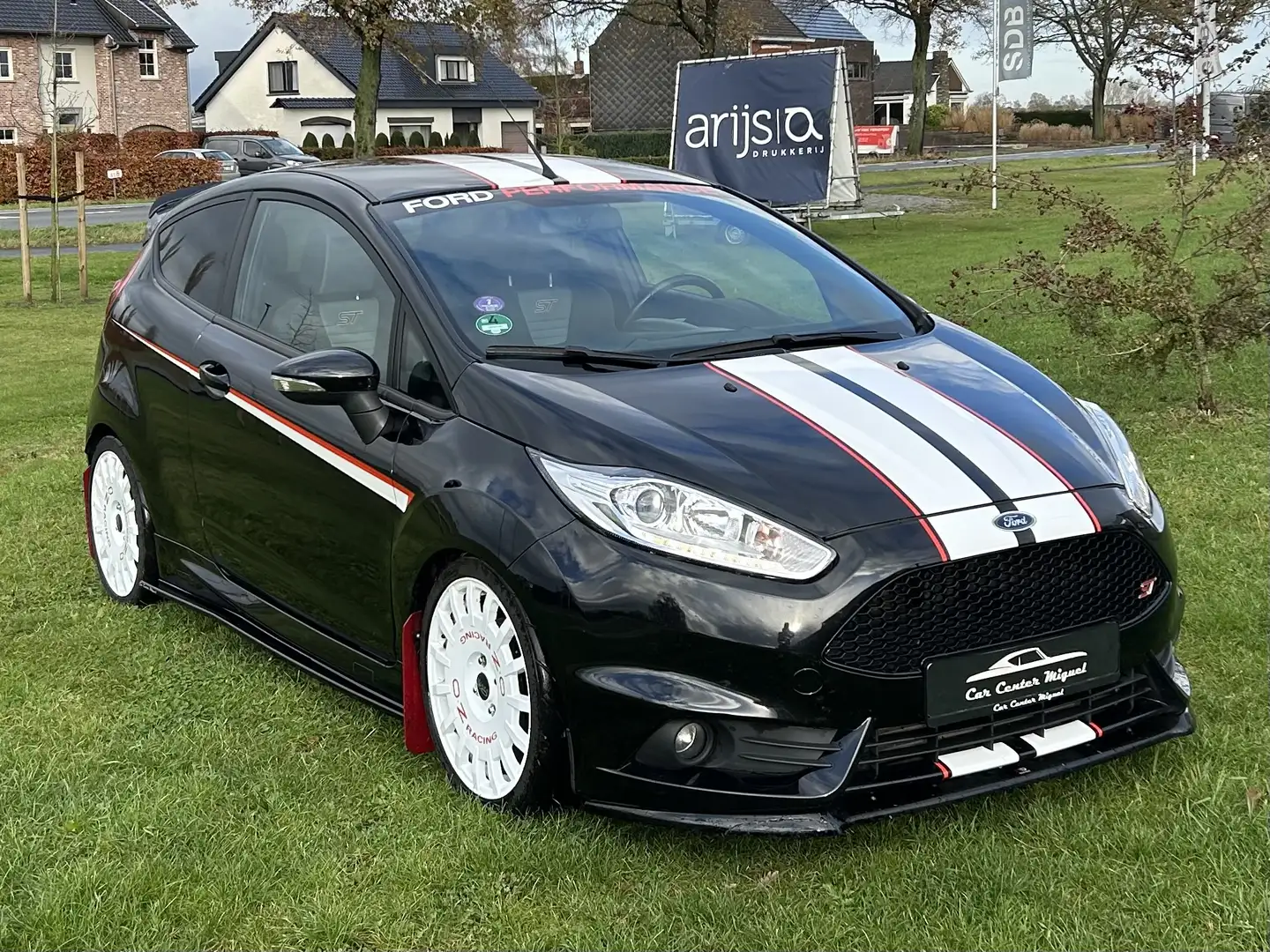 Ford Fiesta ST 1.6 EcoBoost Noir - 1